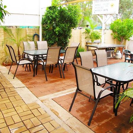 White Gum Motel Alice Springs Ngoại thất bức ảnh