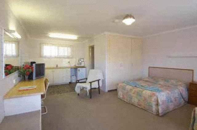 White Gum Motel Alice Springs Phòng bức ảnh